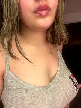 im_here-'s sex show image