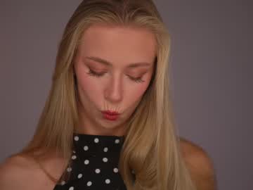 Изображение секс-шоу модели vika54784 Изображение секс-шоу модели vika54784