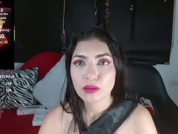 Изображение секс-шоу модели carolaine69_