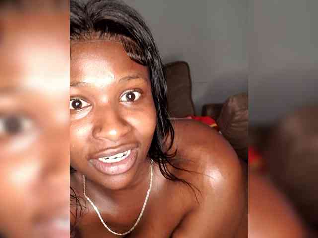 Curvyreen's sex show image