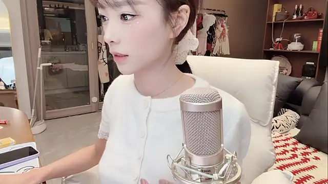 Butterbear's sex show image