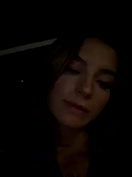 -AngelAri-'s sex show image