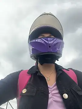 Camilla_Miller01's sex show image