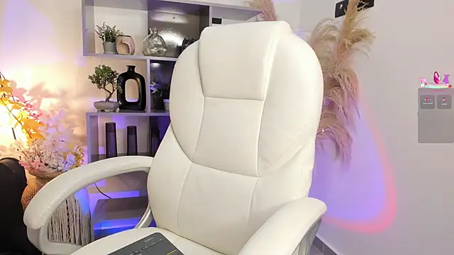 Alexandra_ra's sex show image