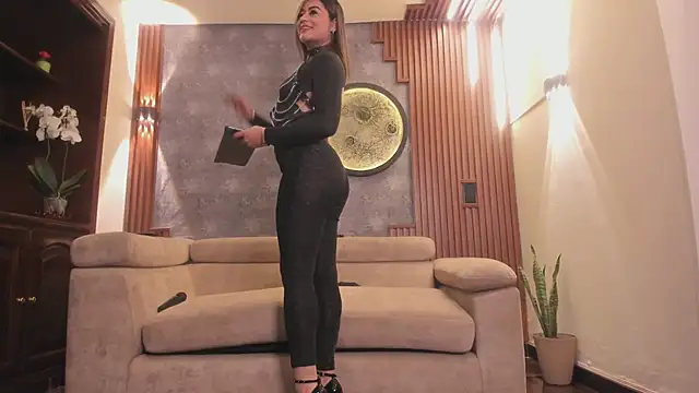 Изображение секс-шоу модели sharith_gh