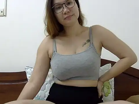 Kiko_sunflower's sex show image