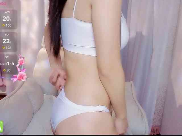 mimichan-777's sex show image