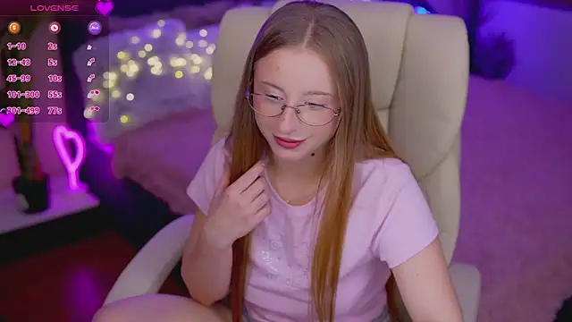 Изображение секс-шоу модели SilverrMoon Изображение секс-шоу модели SilverrMoon