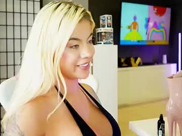 cristalhill's sex show image