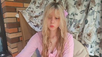 Изображение секс-шоу модели LeonidaMunguia Изображение секс-шоу модели LeonidaMunguia