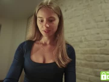 Изображение секс-шоу модели roxxxie_reid