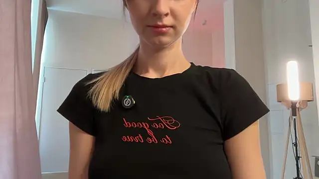 Изображение секс-шоу модели hereandnows_