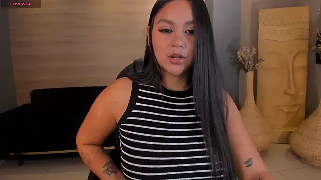 ToriCrossX's sex show image