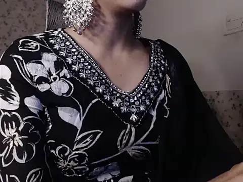 Изображение секс-шоу модели snow_white123 Изображение секс-шоу модели snow_white123