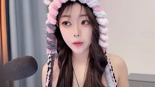 smalldaisy's sex show image