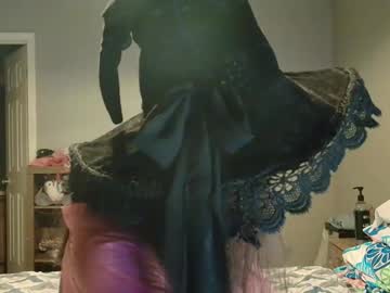 witchbitchmommy's sex show image