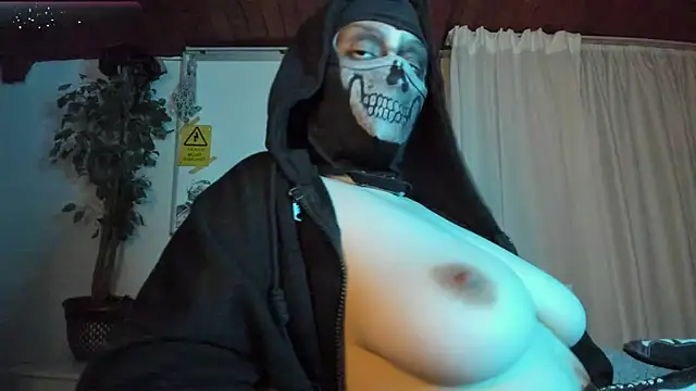 cos_operator's sex show image