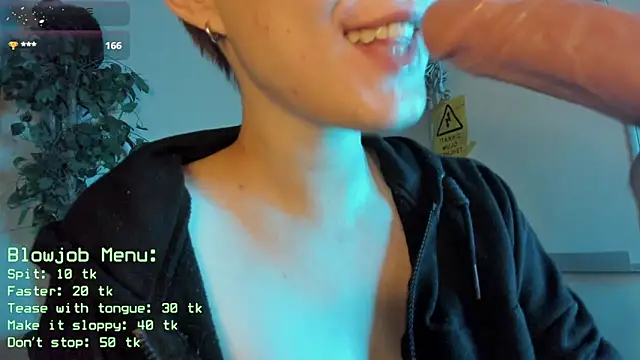 cos_operator's sex show image