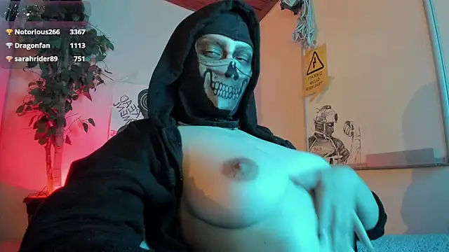 cos_operator's sex show image