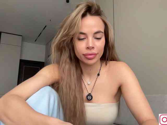 diffgirls1-1's sex show image