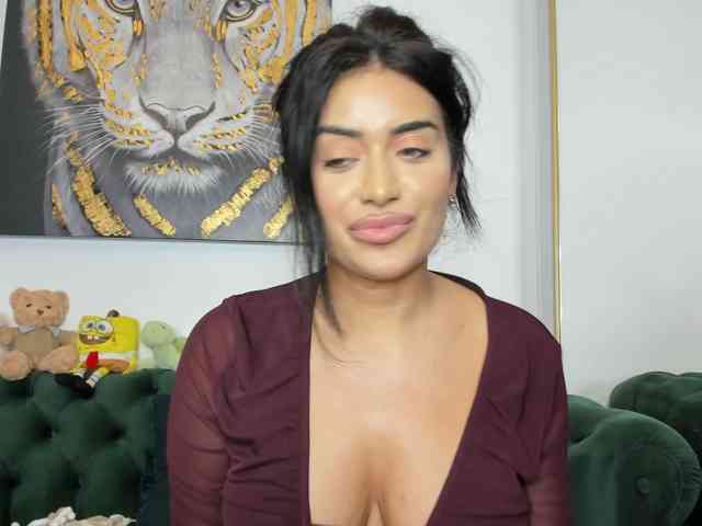 SweetPrya's sex show image