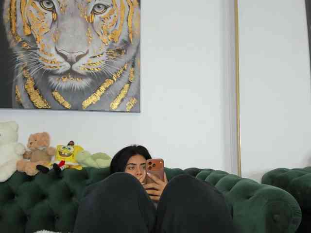 SweetPrya's sex show image