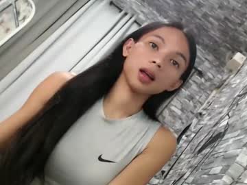 sluttychie's sex show image