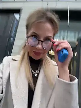 LisaMurr's sex show image LisaMurr's sex show image