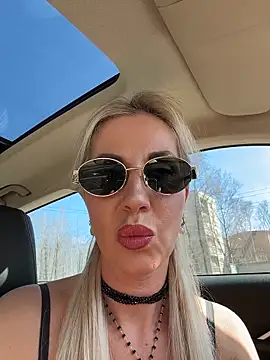 LisaMurr's sex show image LisaMurr's sex show image