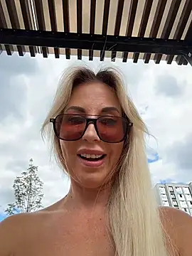 LisaMurr's sex show image LisaMurr's sex show image