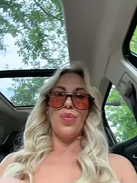 LisaMurr's sex show image LisaMurr's sex show image