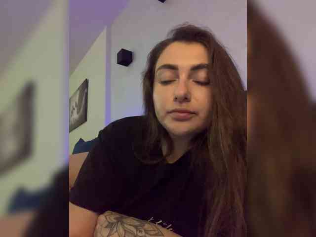 Sexshow-Bild von WILDGIRL Sexshow-Bild von WILDGIRL