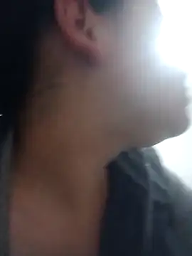 _Miaaleon's sex show image