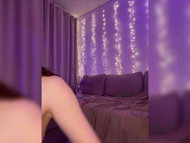 Sexshow-Bild von DearAmiira Sexshow-Bild von DearAmiira