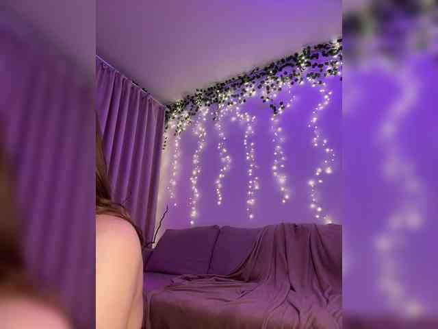 Sexshow-Bild von DearAmiira Sexshow-Bild von DearAmiira