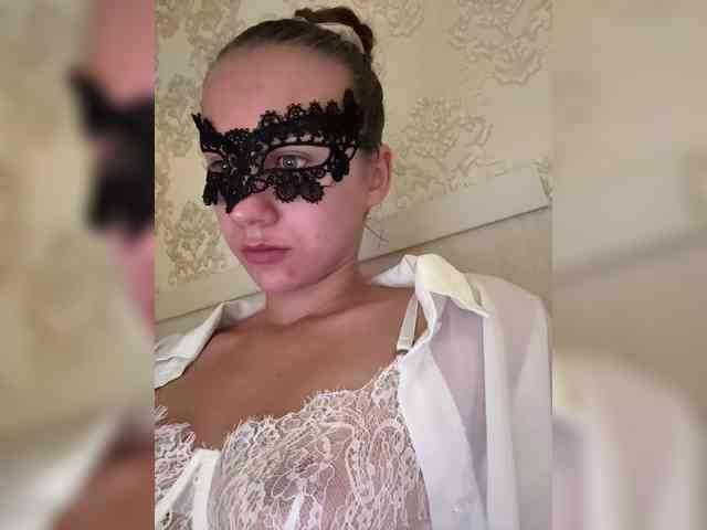 Sexshow-Bild von U-Moni Sexshow-Bild von U-Moni
