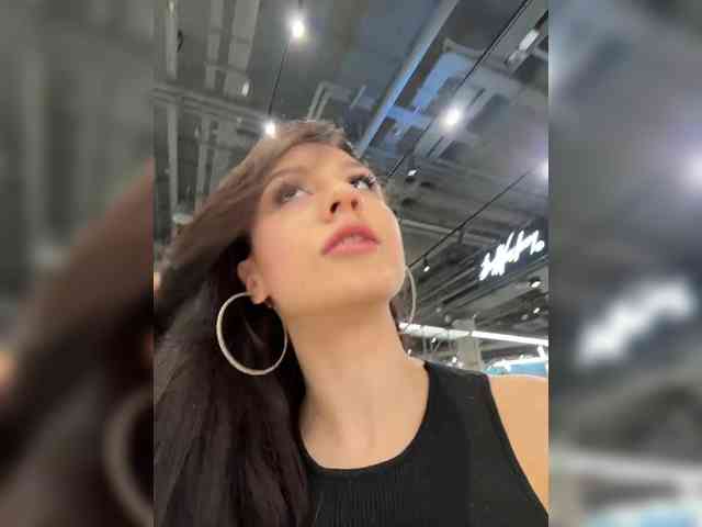 Изображение секс-шоу модели MeganOrtega