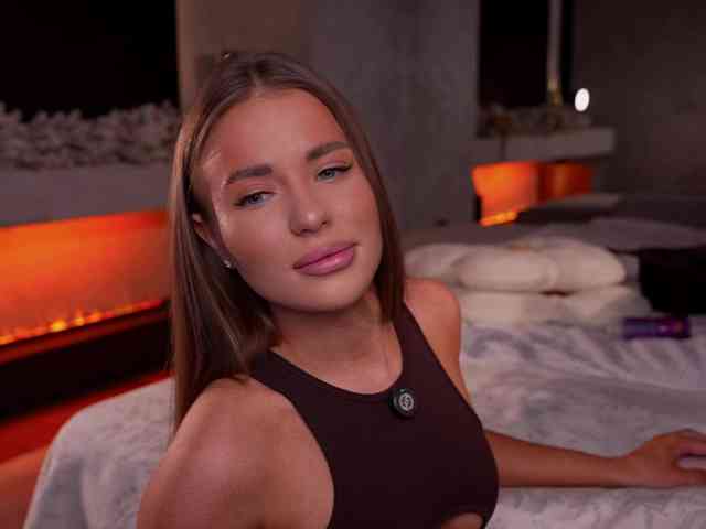 AlexisGrays's sex show image