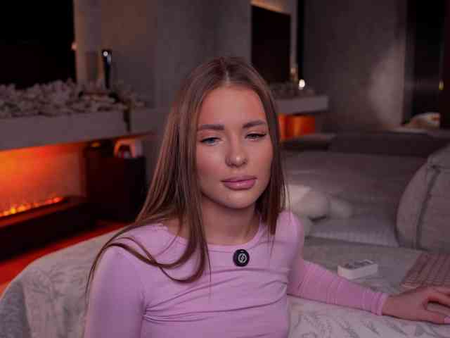 AlexisGrays's sex show image