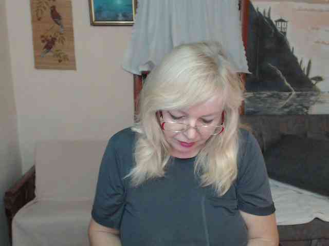 BarbaraBlondy's sex show image