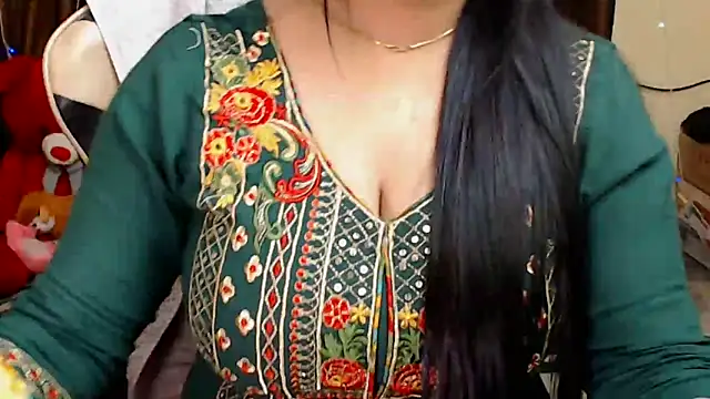 Изображение секс-шоу модели Cute_naira_ Изображение секс-шоу модели Cute_naira_