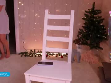 Изображение секс-шоу модели miablueye