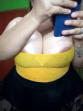 Yeka-Montes1's sex show image