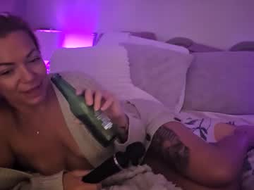 yogimilflover's sex show image