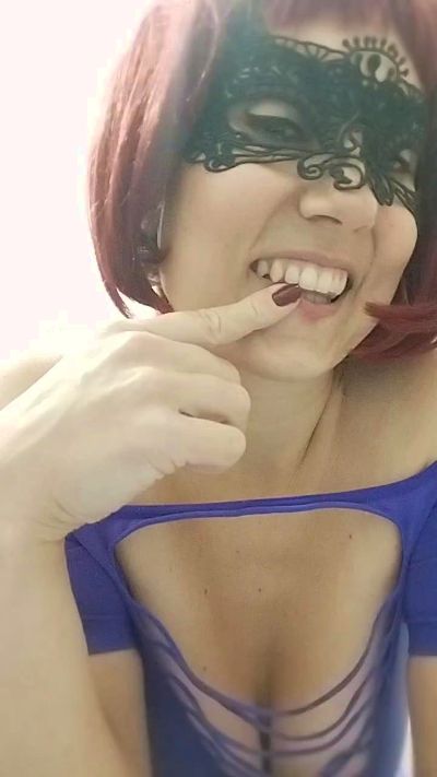 Redgirl906's sex show image