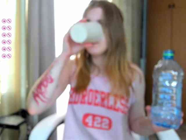 Изображение секс-шоу модели kikiiimorazzz Изображение секс-шоу модели kikiiimorazzz