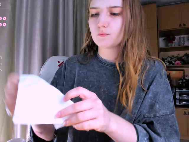 Изображение секс-шоу модели kikiiimorazzz Изображение секс-шоу модели kikiiimorazzz