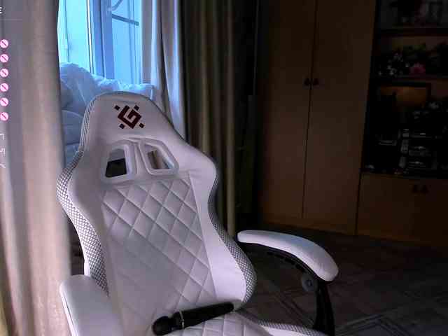 Изображение секс-шоу модели kikiiimorazzz Изображение секс-шоу модели kikiiimorazzz