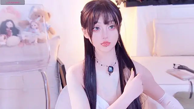 Yr_kitten_333's sex show image