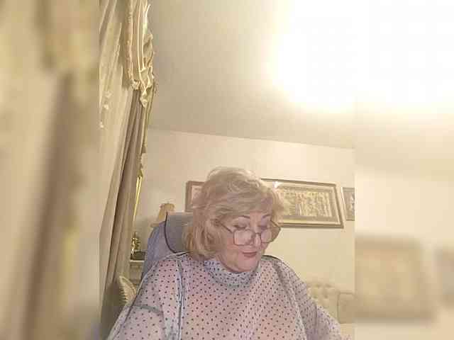 Изображение секс-шоу модели KarinkaSweet Изображение секс-шоу модели KarinkaSweet